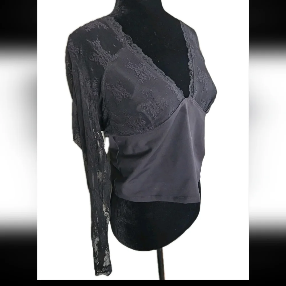 Free People Womens Black Cropped Long Sleeve Laced Of The Shoulder Top L